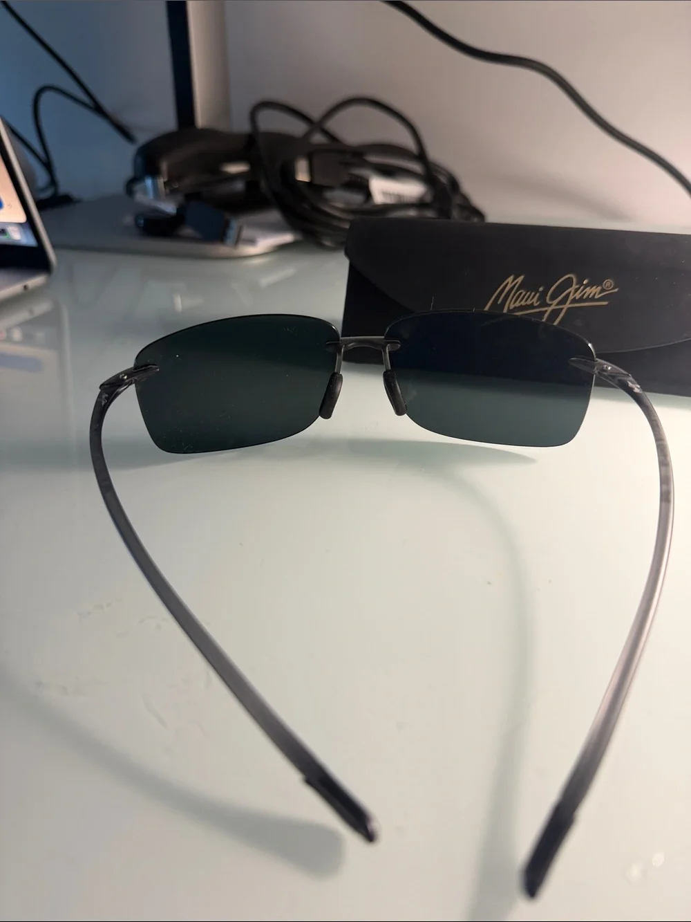 Maui Jim Hema Sunglasses in Black